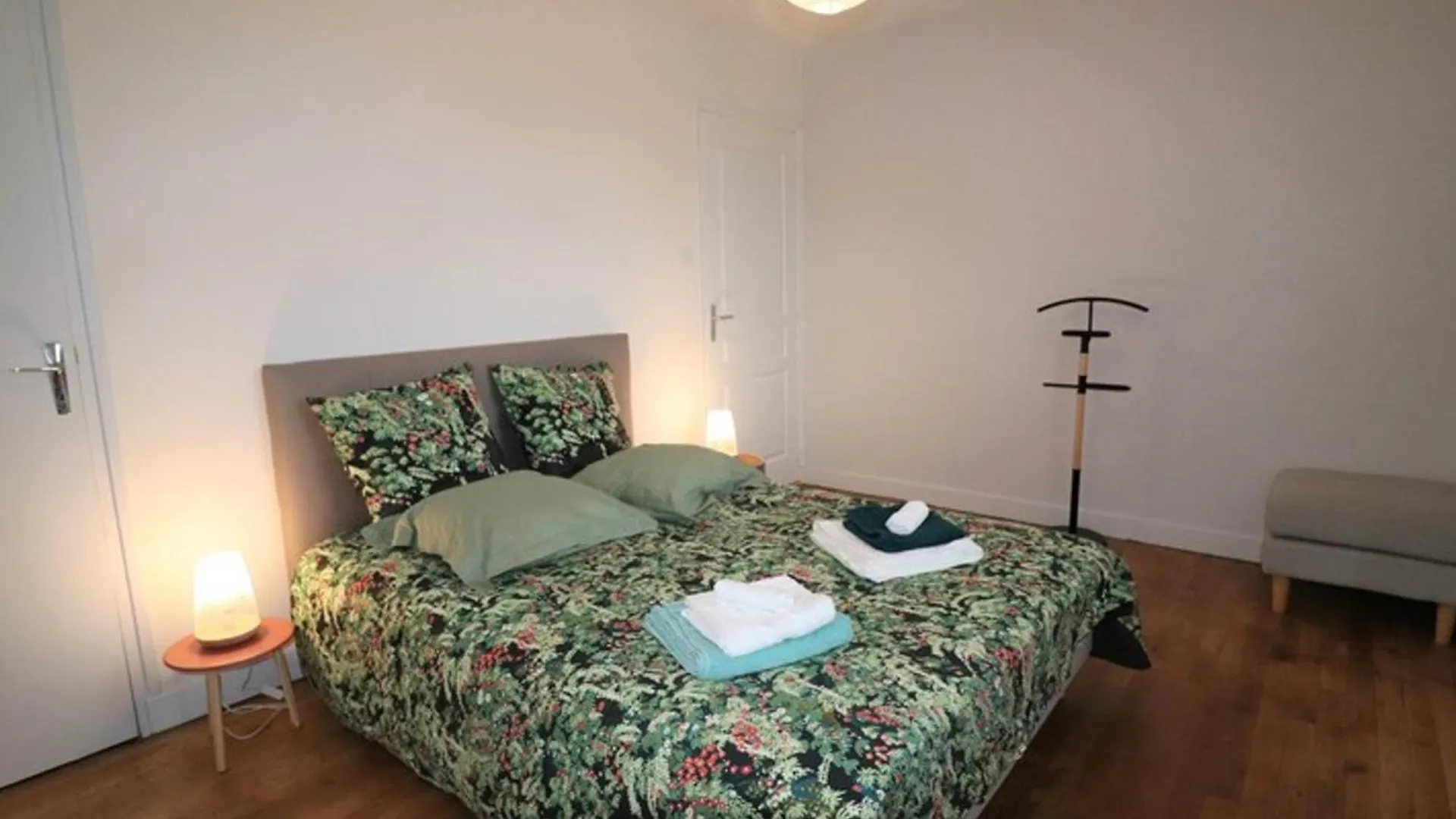 Gite Renove Proche Aurillac, Jardin & Garage - Fr-1-742-148 Arpajon-sur-Cere